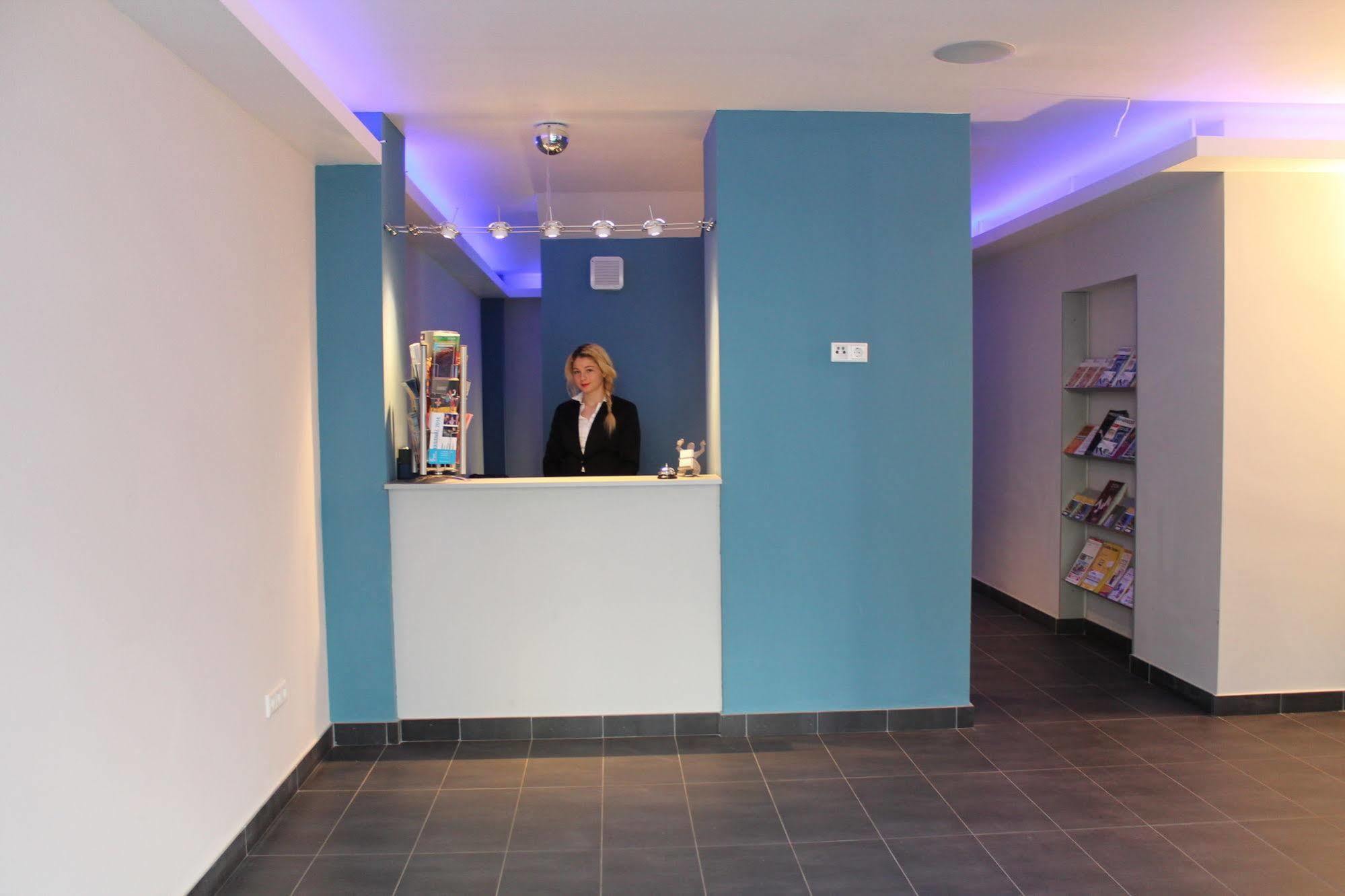 City Lounge Hotel Dusseldorf Bagian luar foto