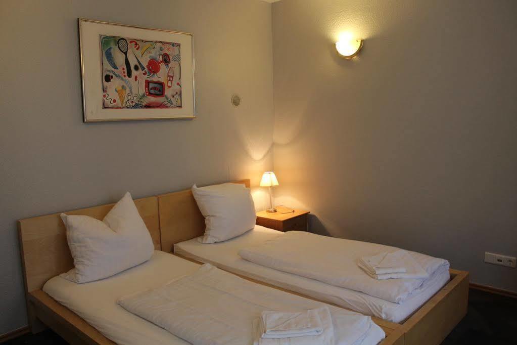 City Lounge Hotel Dusseldorf Bagian luar foto