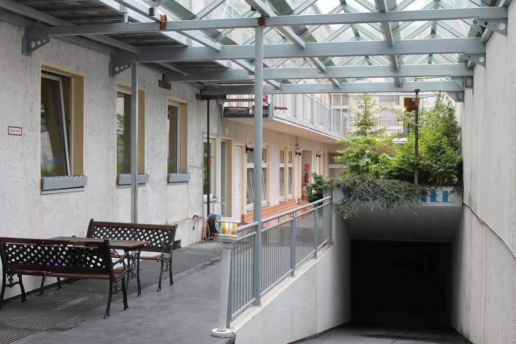 City Lounge Hotel Dusseldorf Bagian luar foto