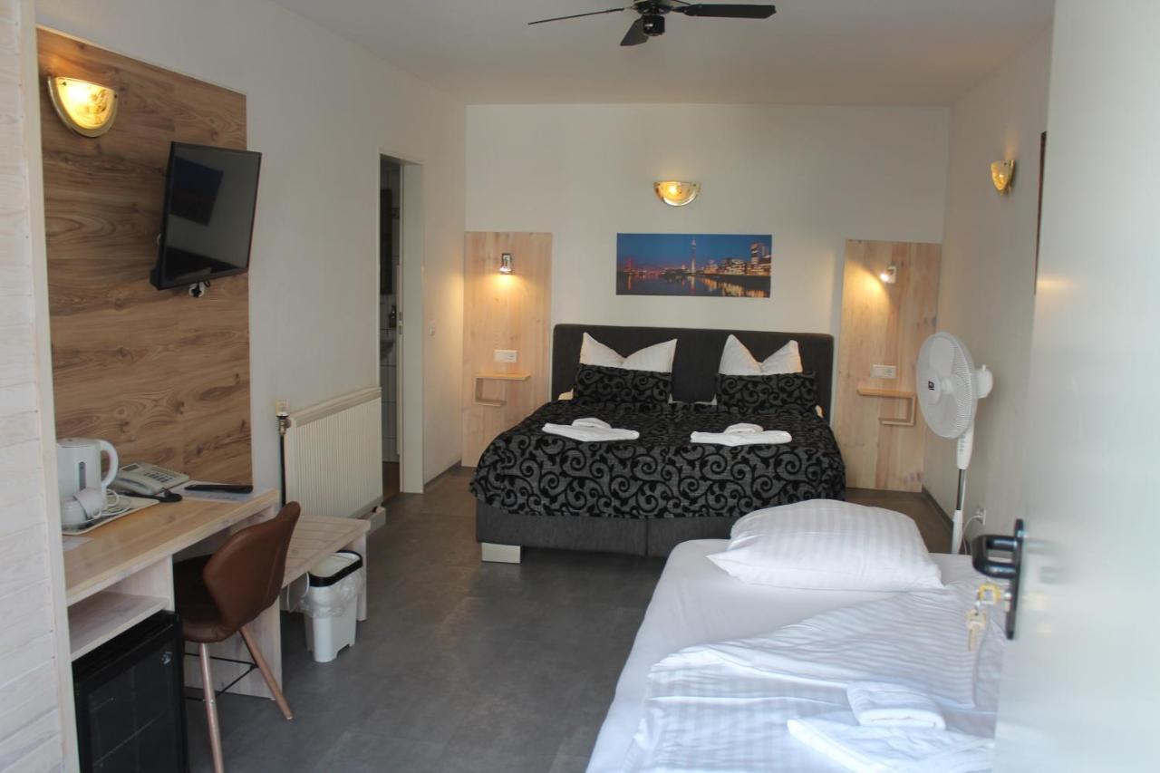 City Lounge Hotel Dusseldorf Bagian luar foto