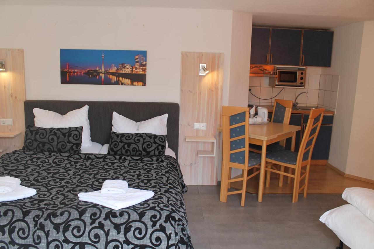 City Lounge Hotel Dusseldorf Bagian luar foto