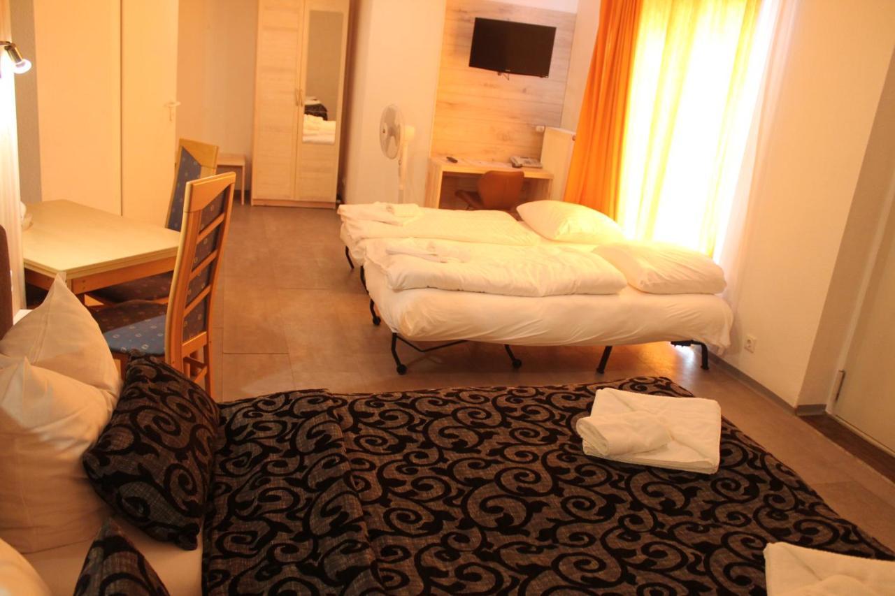 City Lounge Hotel Dusseldorf Bagian luar foto